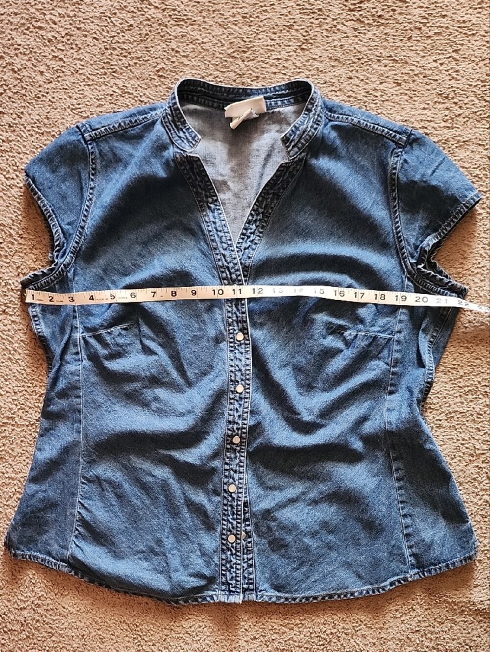 Faded Glory Denim Snap Button Cap Sleeve Top - Blue - Picture 3 of 4